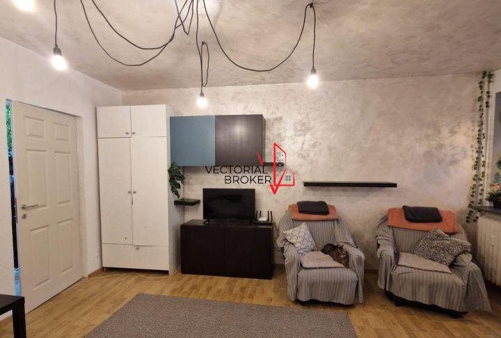 Dristor, metrou, garsoniera,